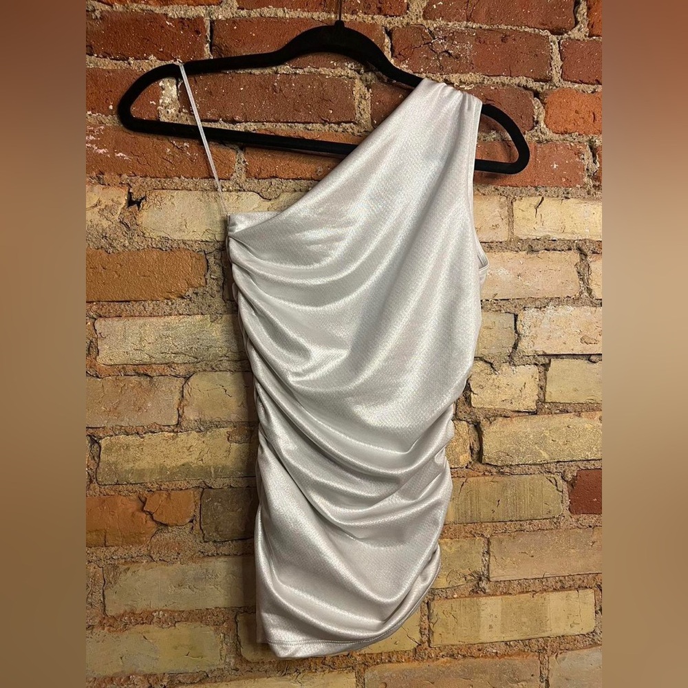 One-Shoulder Silver Ruched Top - Picture 6 of 6